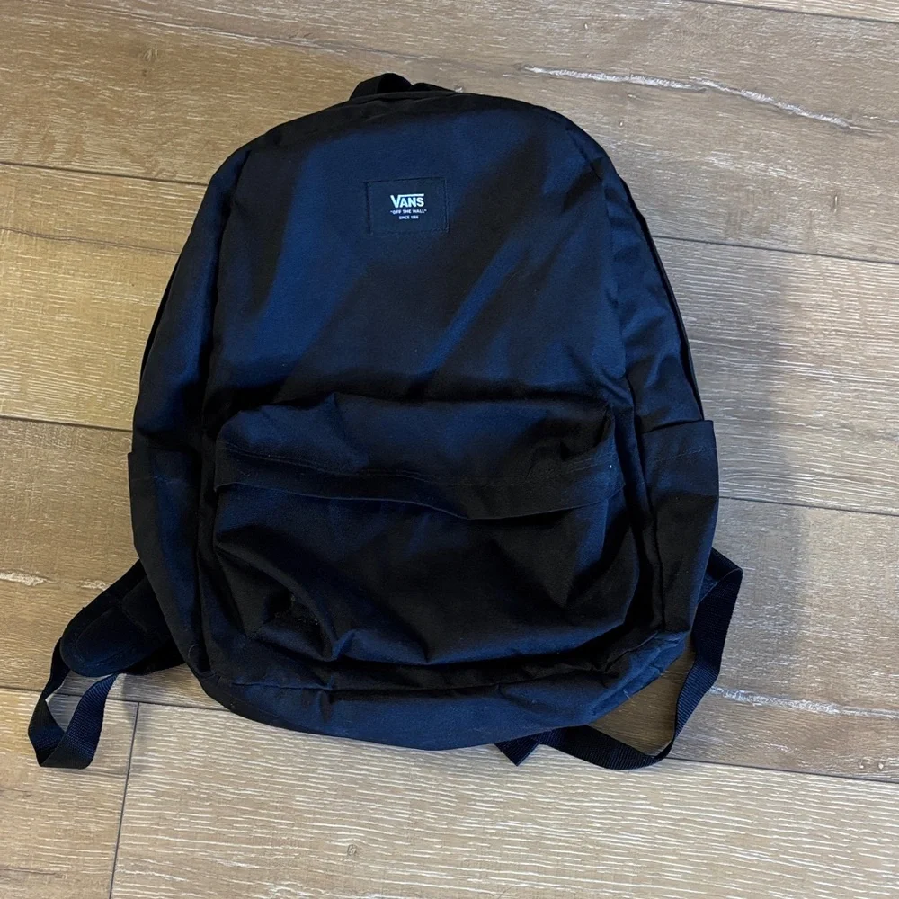 Vans Classic Black Backpack for Men - Picture 1 of 3